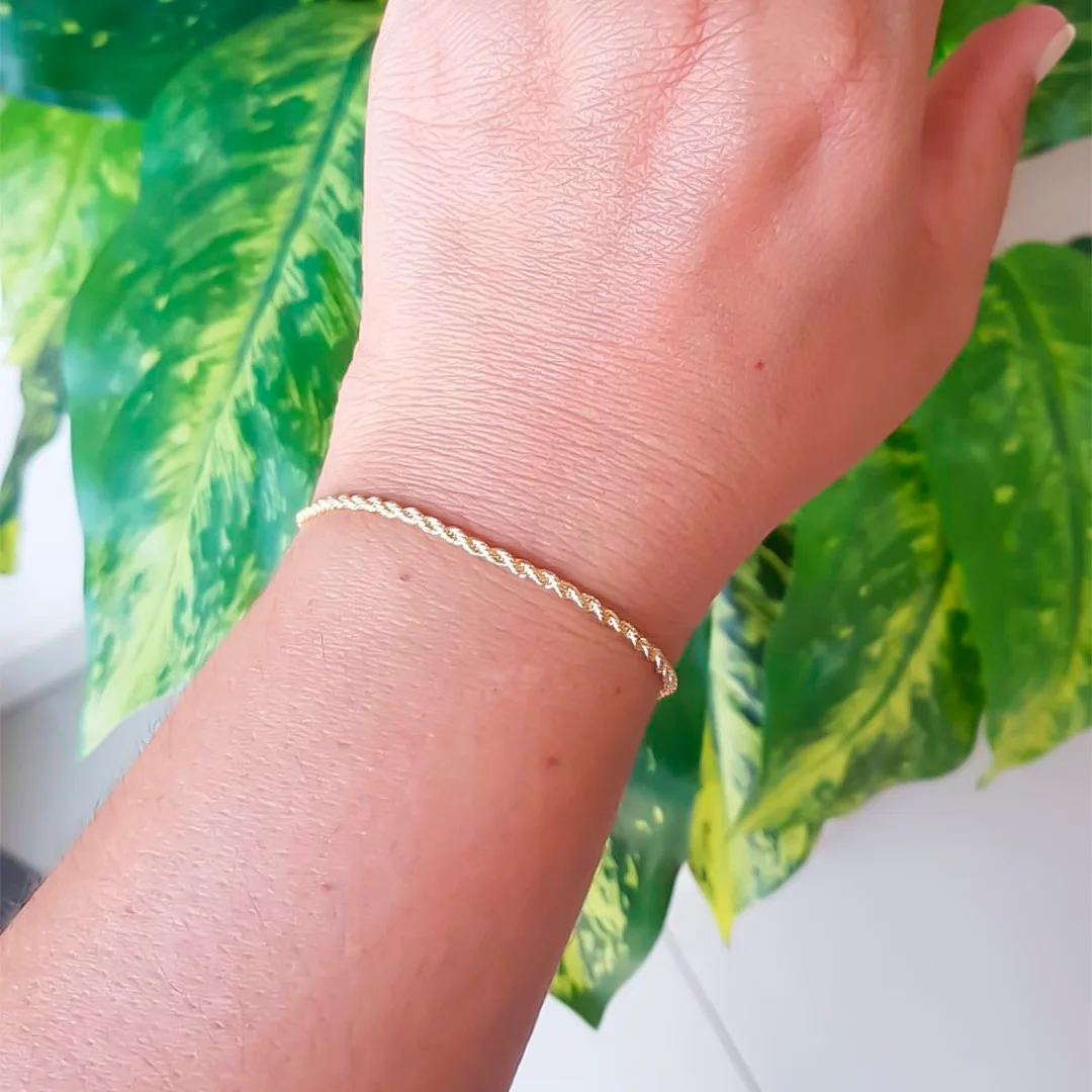 Pulseira Fina Torcida Dourada