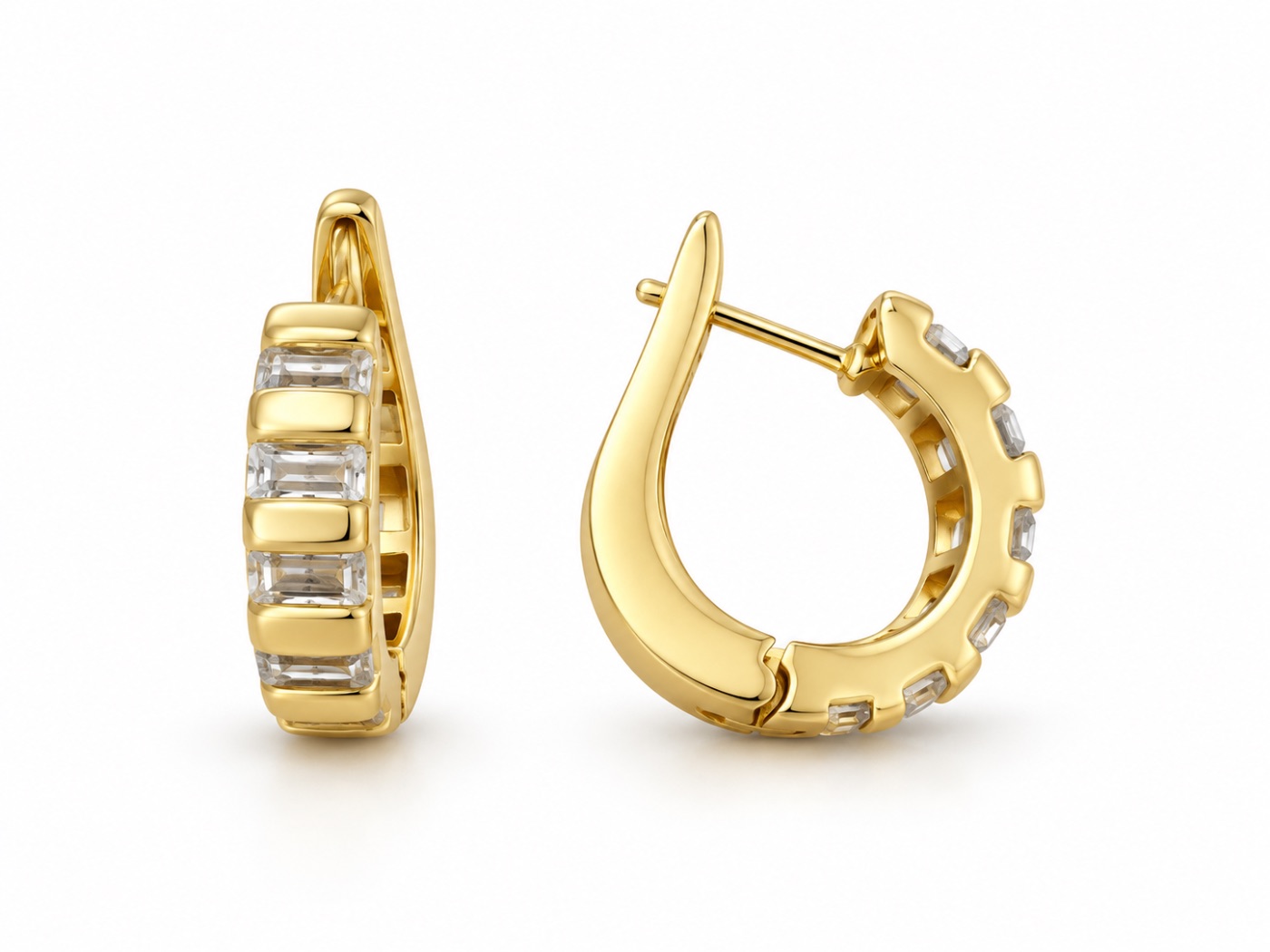 Argola dourada com zirconias