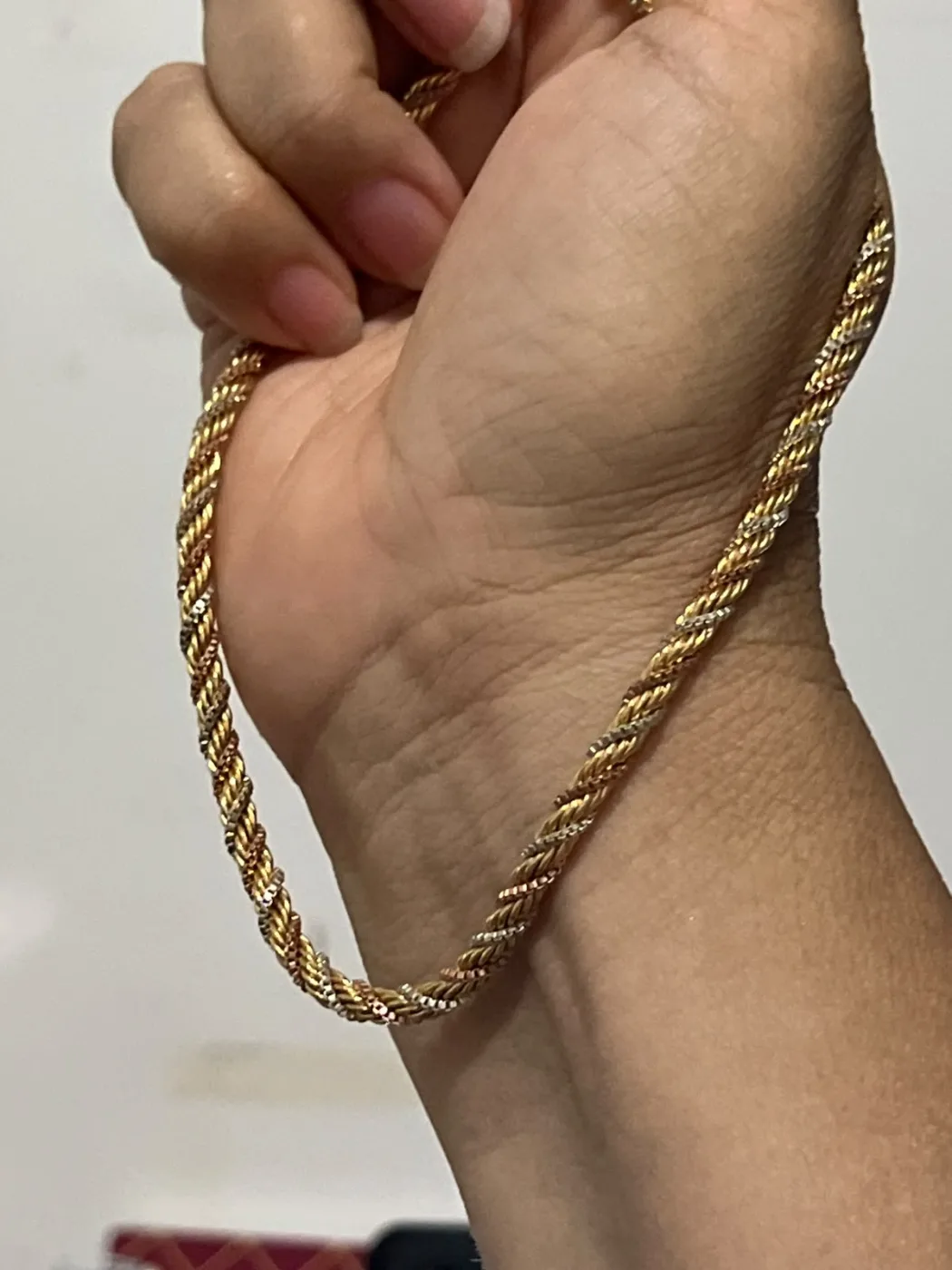 corrente cordão torcido dourado e prateado