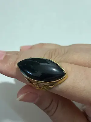 Anel com Pedra Preta Oval/20