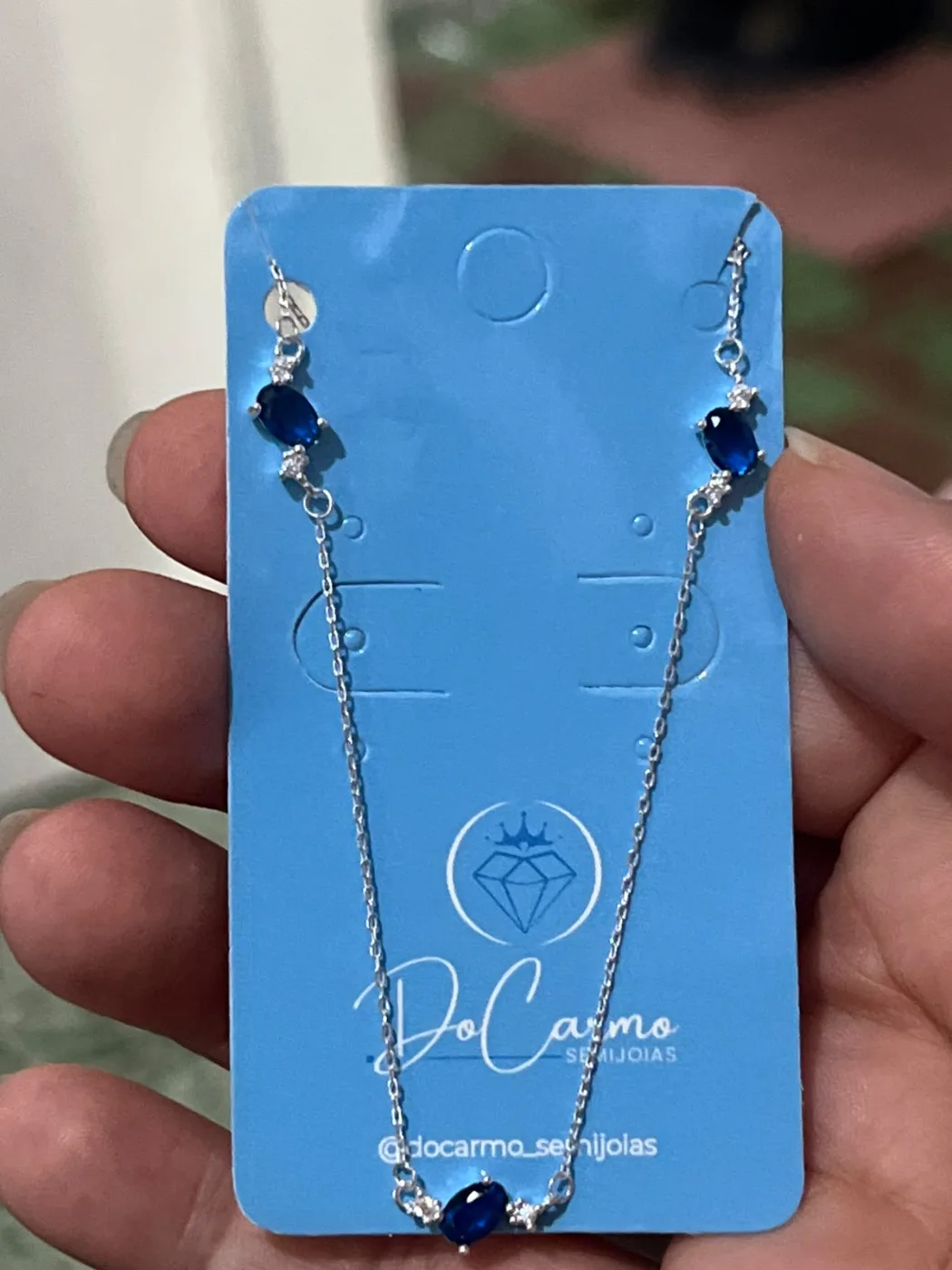 colar com pedras azuis/prata