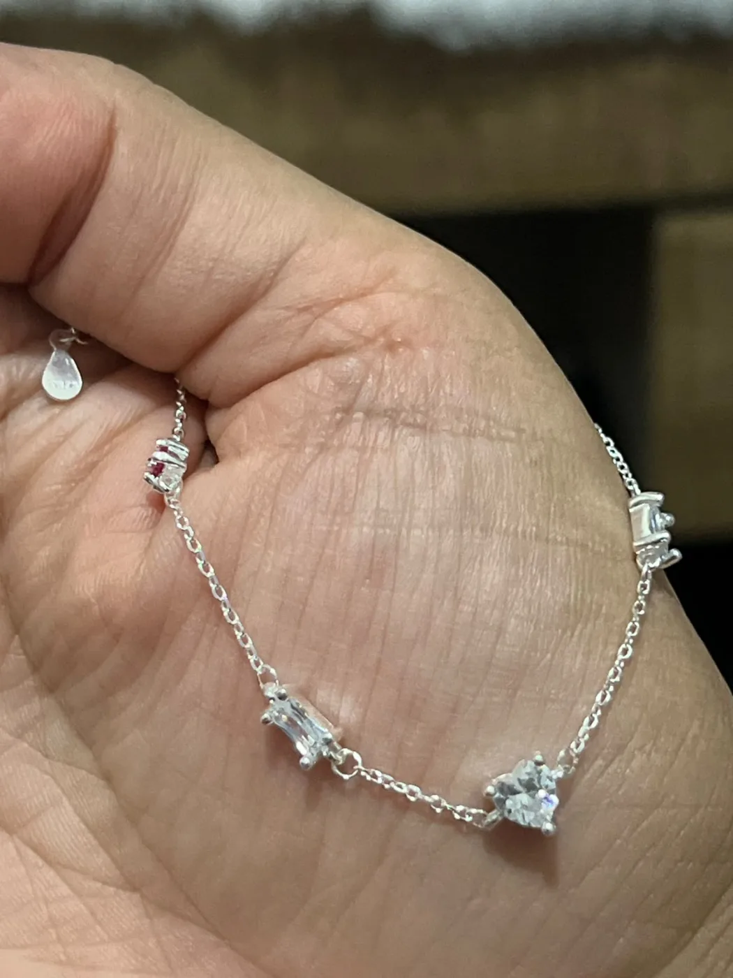 pulseira delicada com pedras/ prata