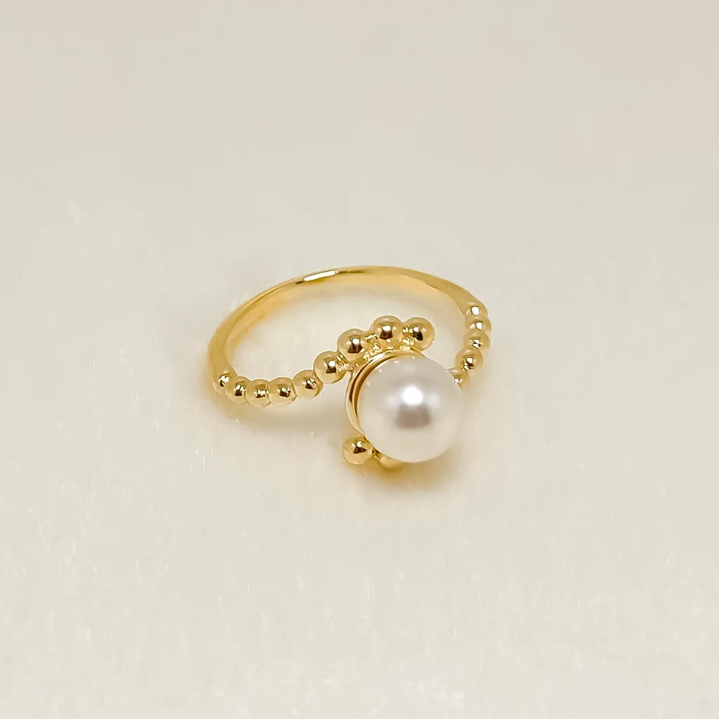 ANEL DE PÉROLA DETALHADO - BANHO OURO 18K
