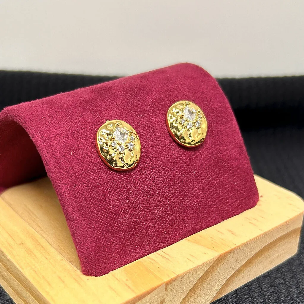 BRINCO ORGÂNICO 5 PONTOS DE LUZ BANHADO A OURO 18K