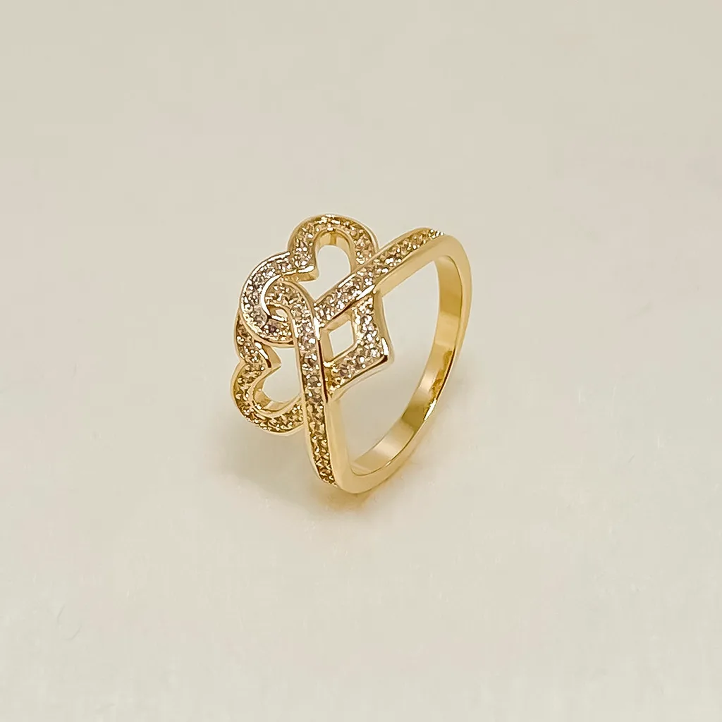 ANEL DE CORAÇÕES CRAVEJADOS - BANHO OURO 18K
