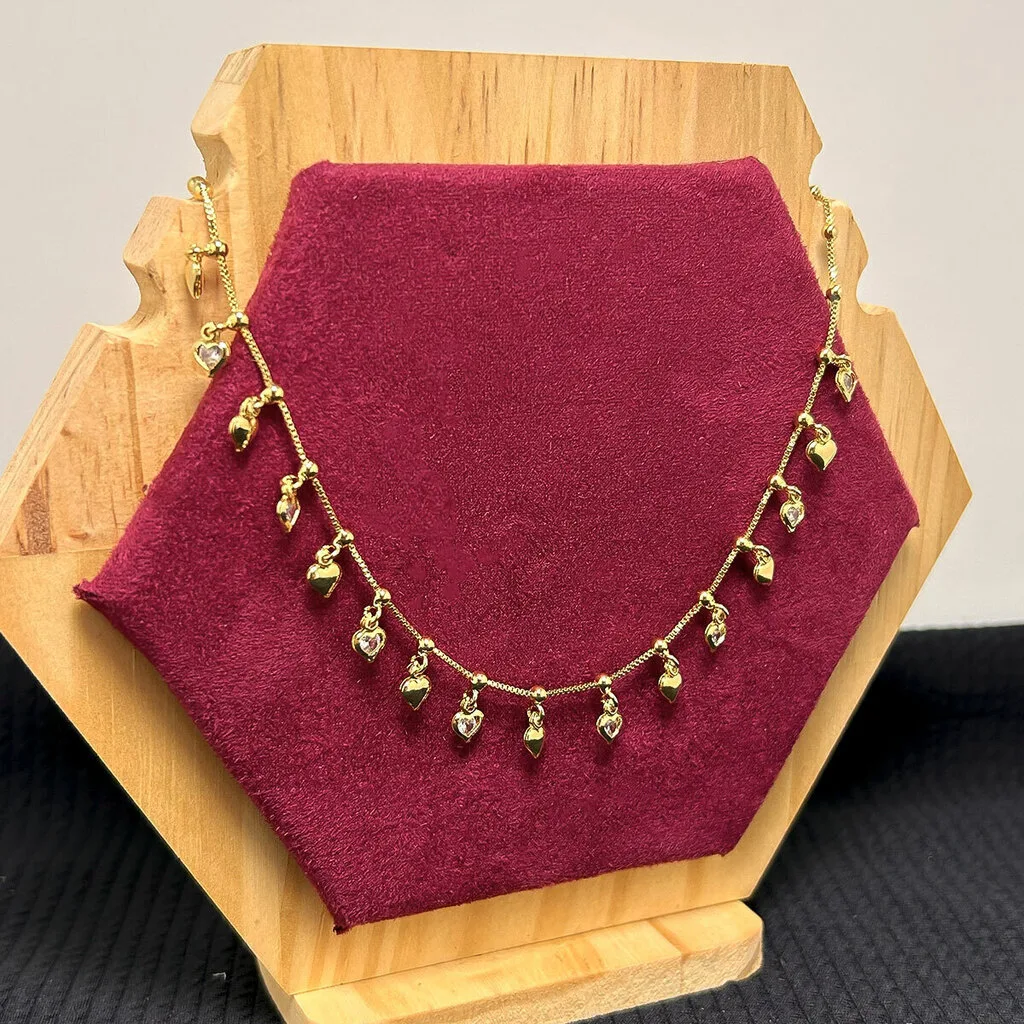 COLAR COLAR 17 CORAÇÕES BANHADO A OURO 18K