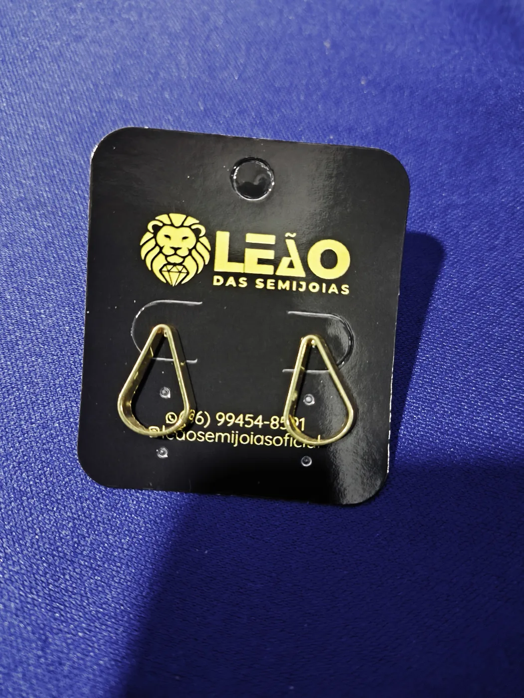 540445 Brinco gota minimalista