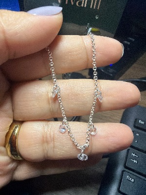 Pulseira Pingentes Ponto de Luz