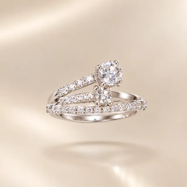 Anel leque cravejado