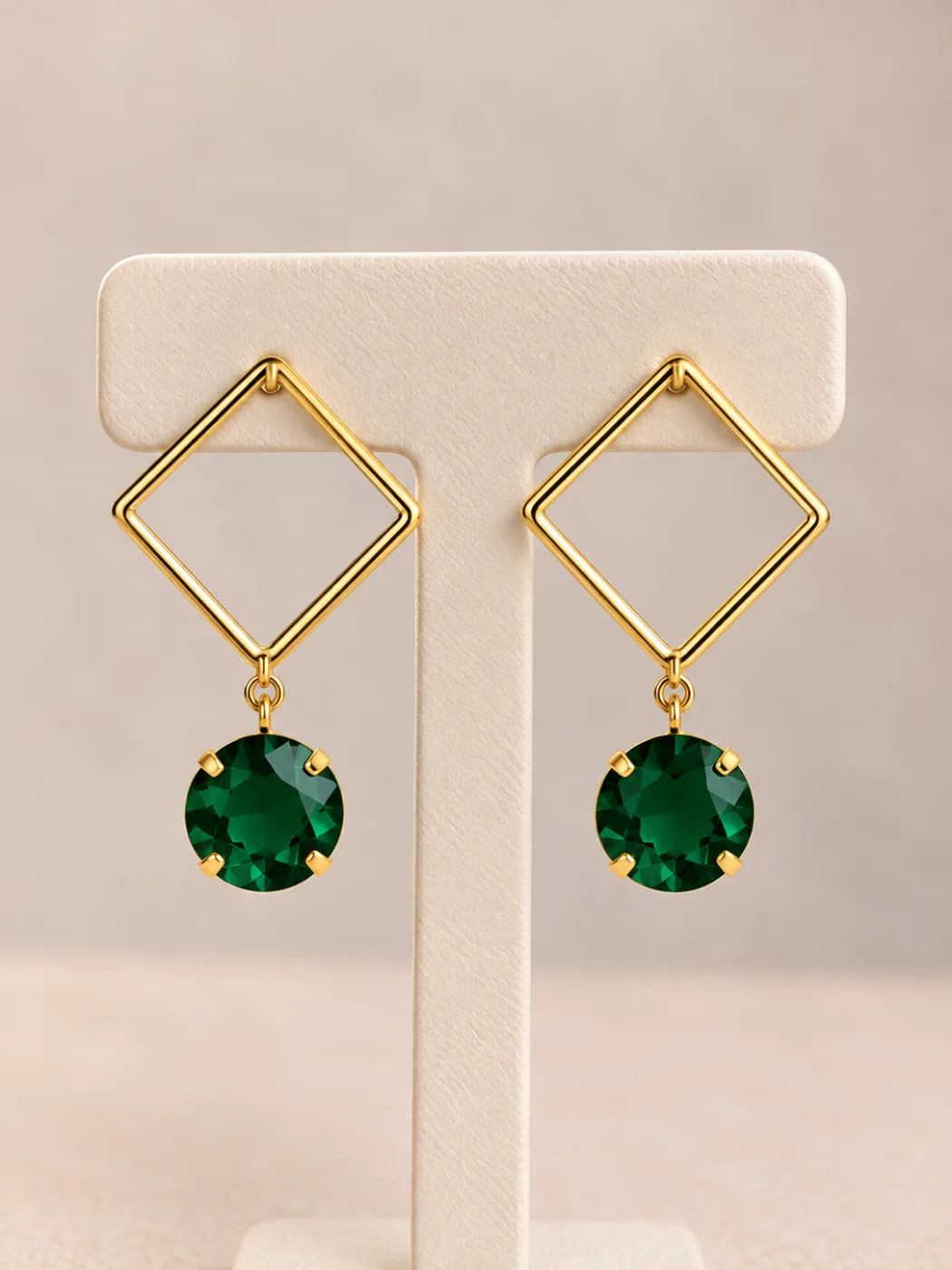 Brinco Losango Pedra Verde Oval