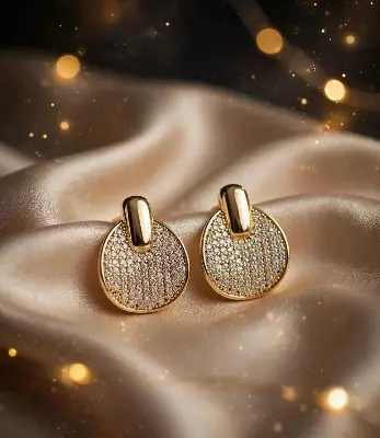 Brinco Abaloado Banho Ouro 18k e Microzirconia