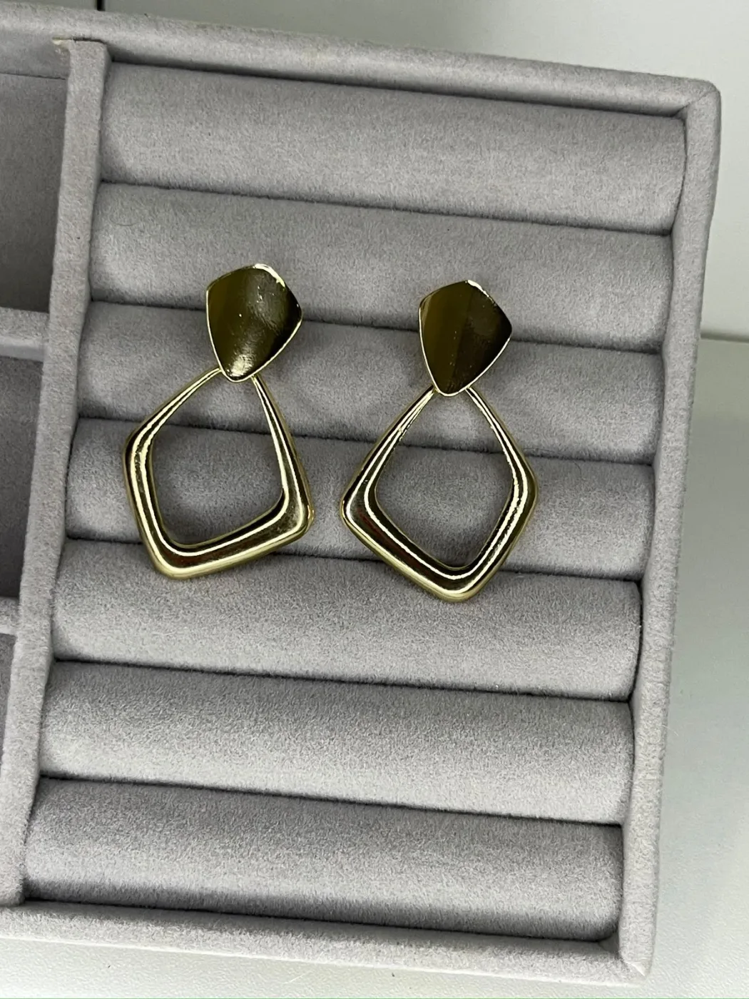 Brinco Pingente Argola Lisa Ouro
