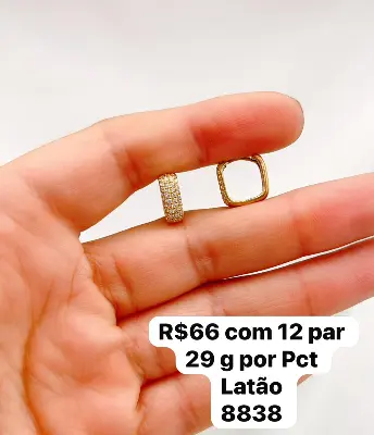 brinco quadrado com zircônias