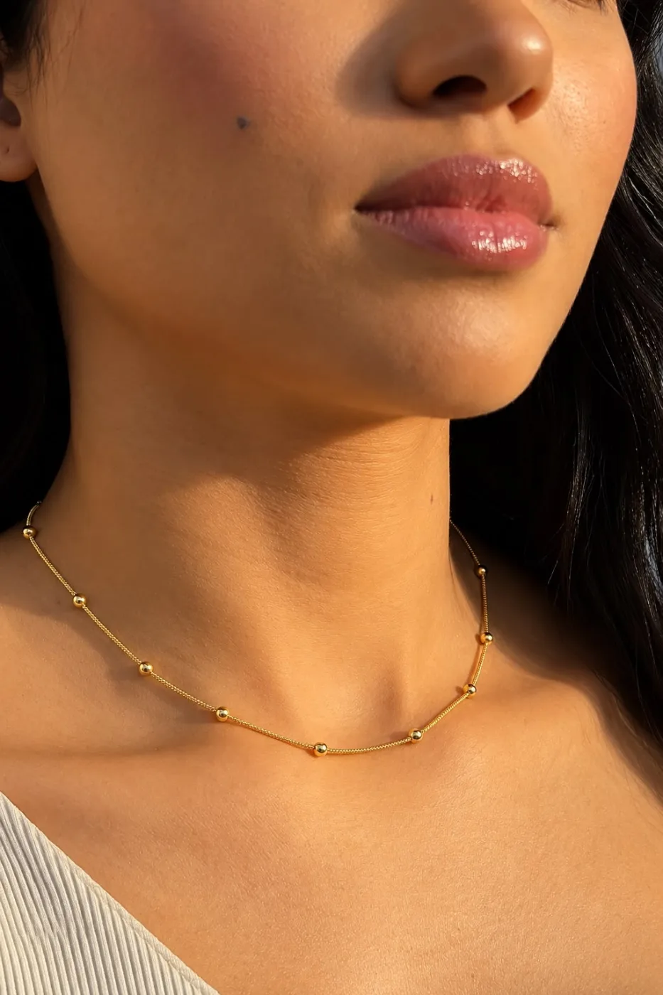 Colar Choker bolinha Banhado Ouro 18k — foto 1 de 3